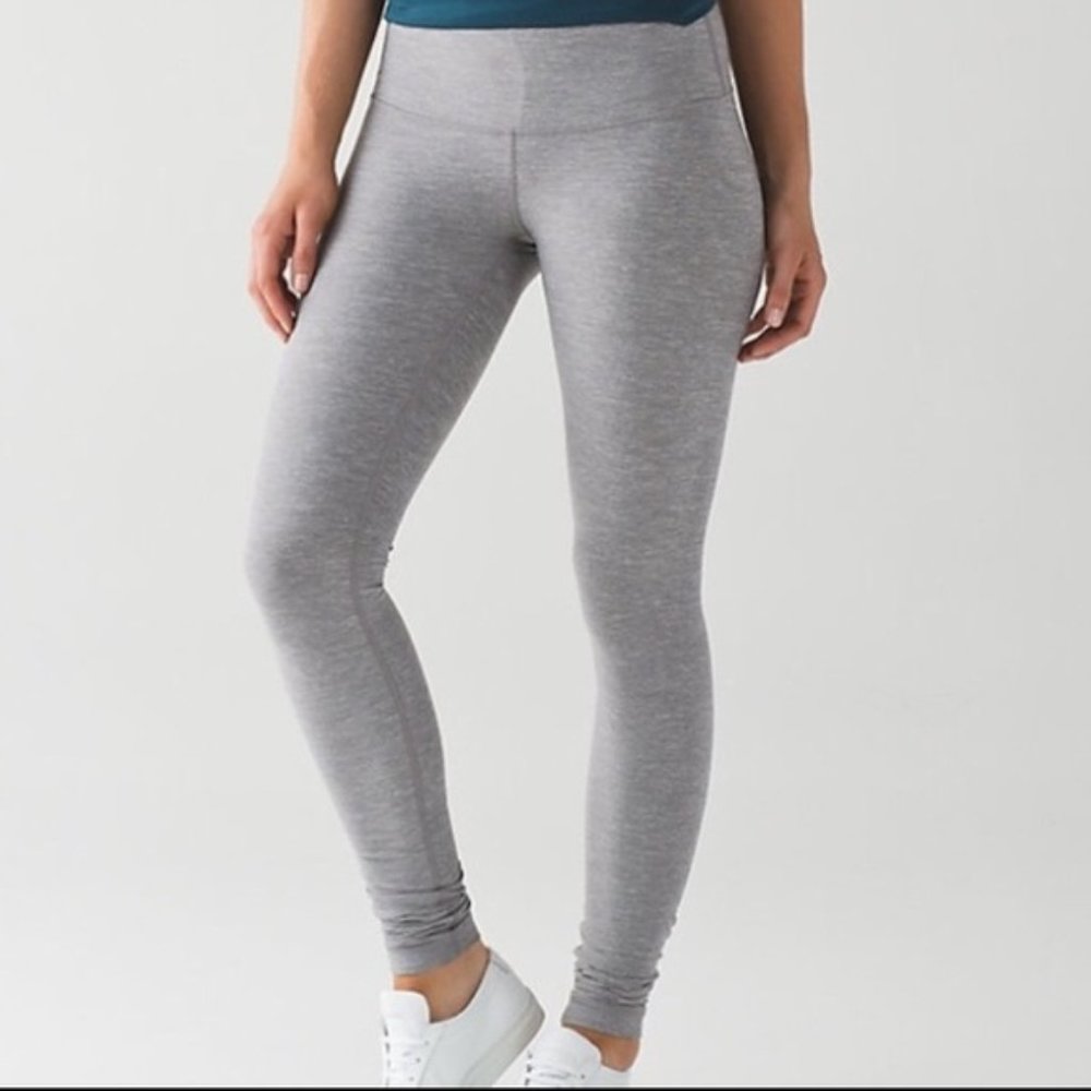 Lululemon Light Gray Full Length Leggings Sz 6